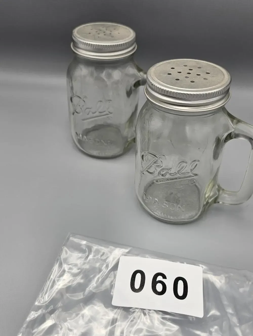 Ball Mason Glass Salt and Pepper Shakers with Handles - Picture 2 of 4